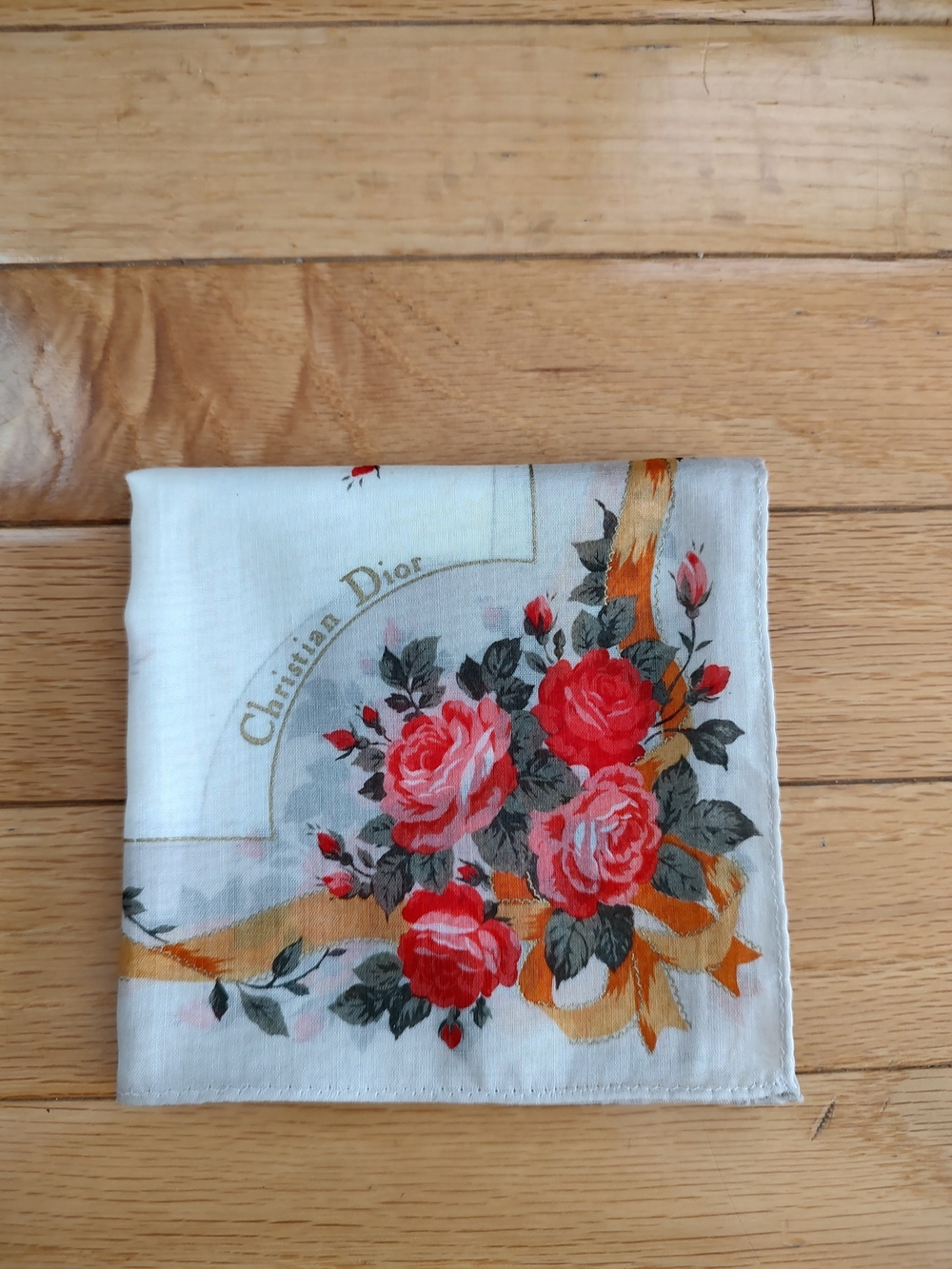 Dior floral small scarf NWOT Japan exclusive - Picture 2 of 5